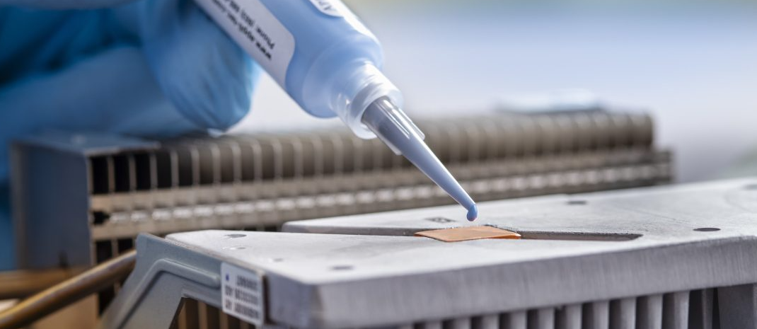 【導熱膠泥】的屬性、應(yīng)用領(lǐng)域及未來發(fā)展