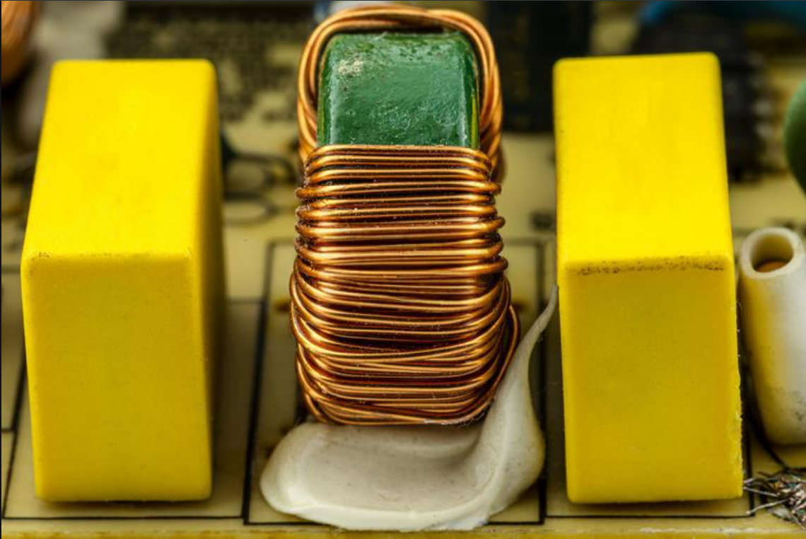 【電感器固定膠粘劑】選擇什么類(lèi)型的膠水？應(yīng)用中的考慮因素？